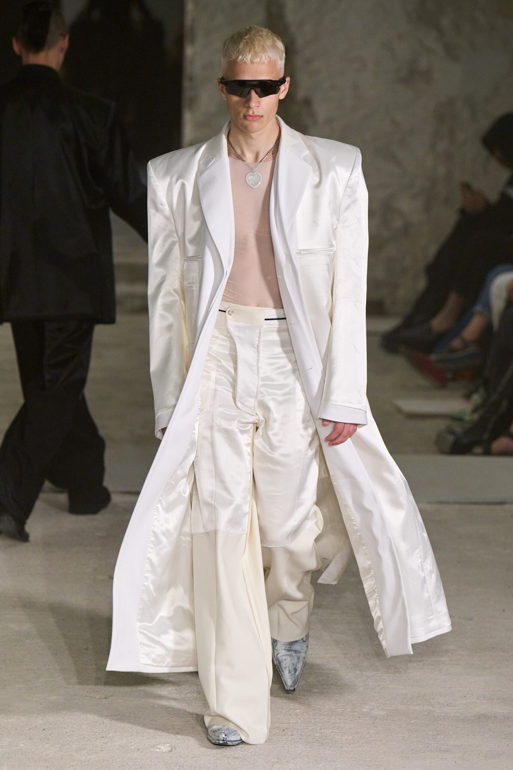 Vetements S/S 23 Menswear Look 60