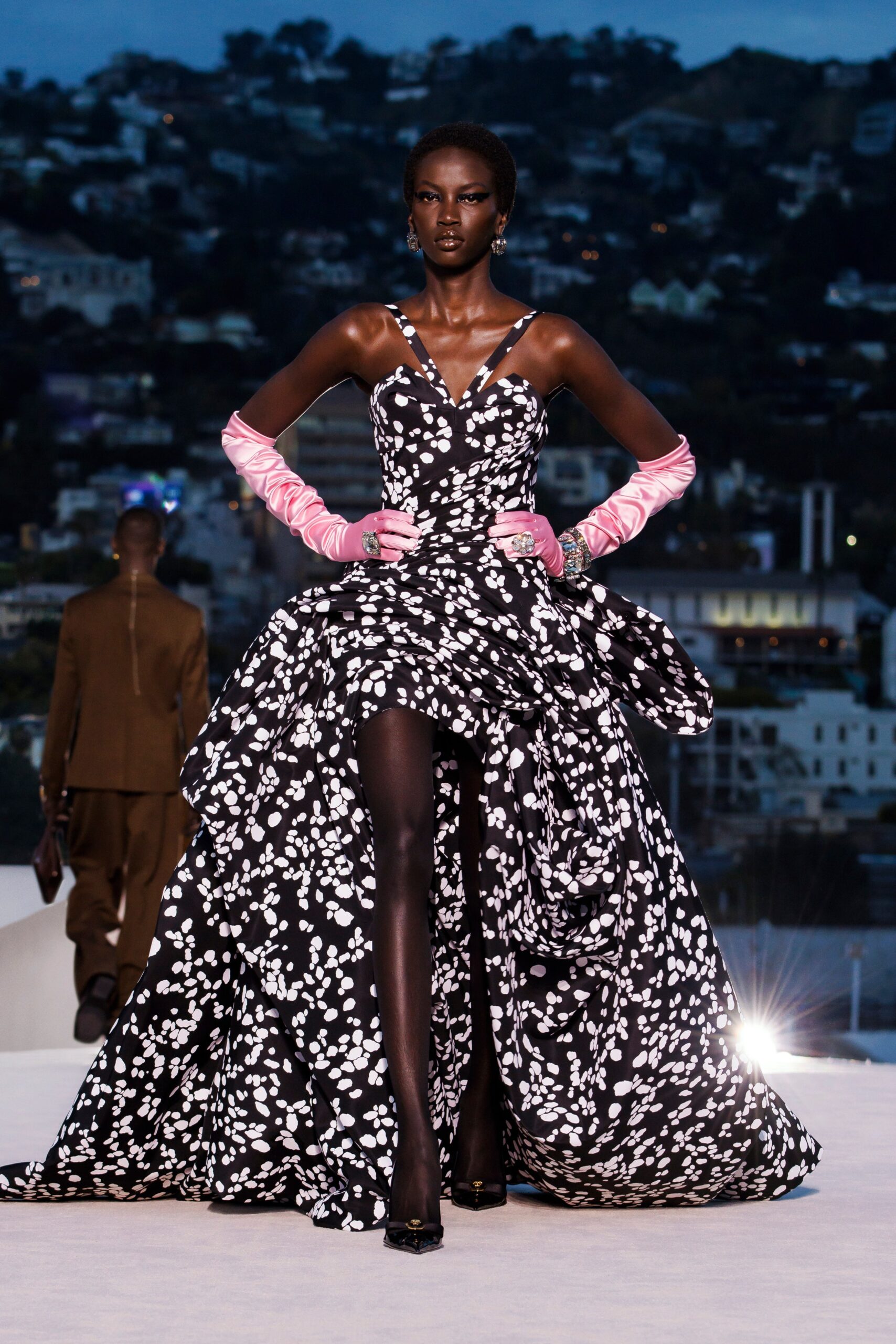 Versace F/W 23 Look 63
