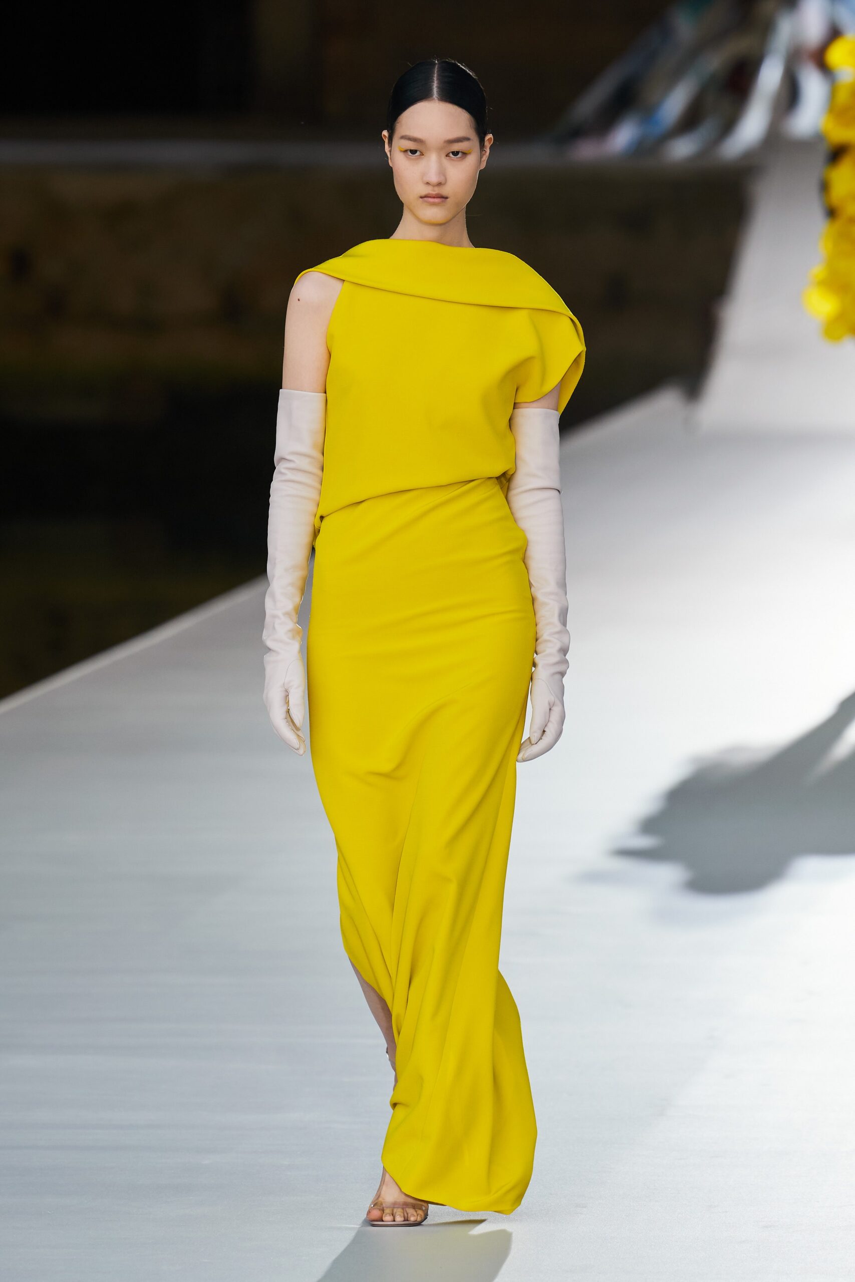 Valentino F/W 21 Couture Look 65