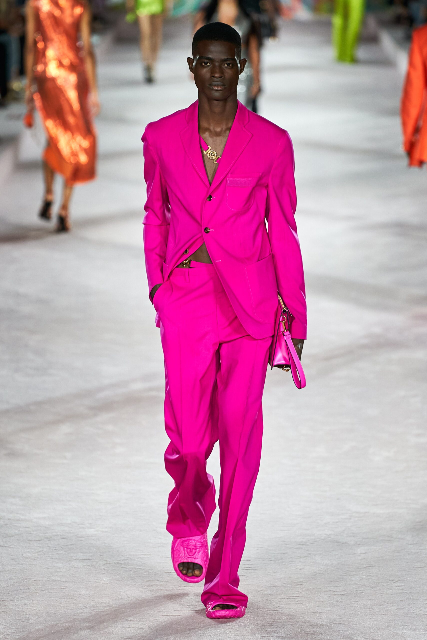 Versace S/S 22 Look 68