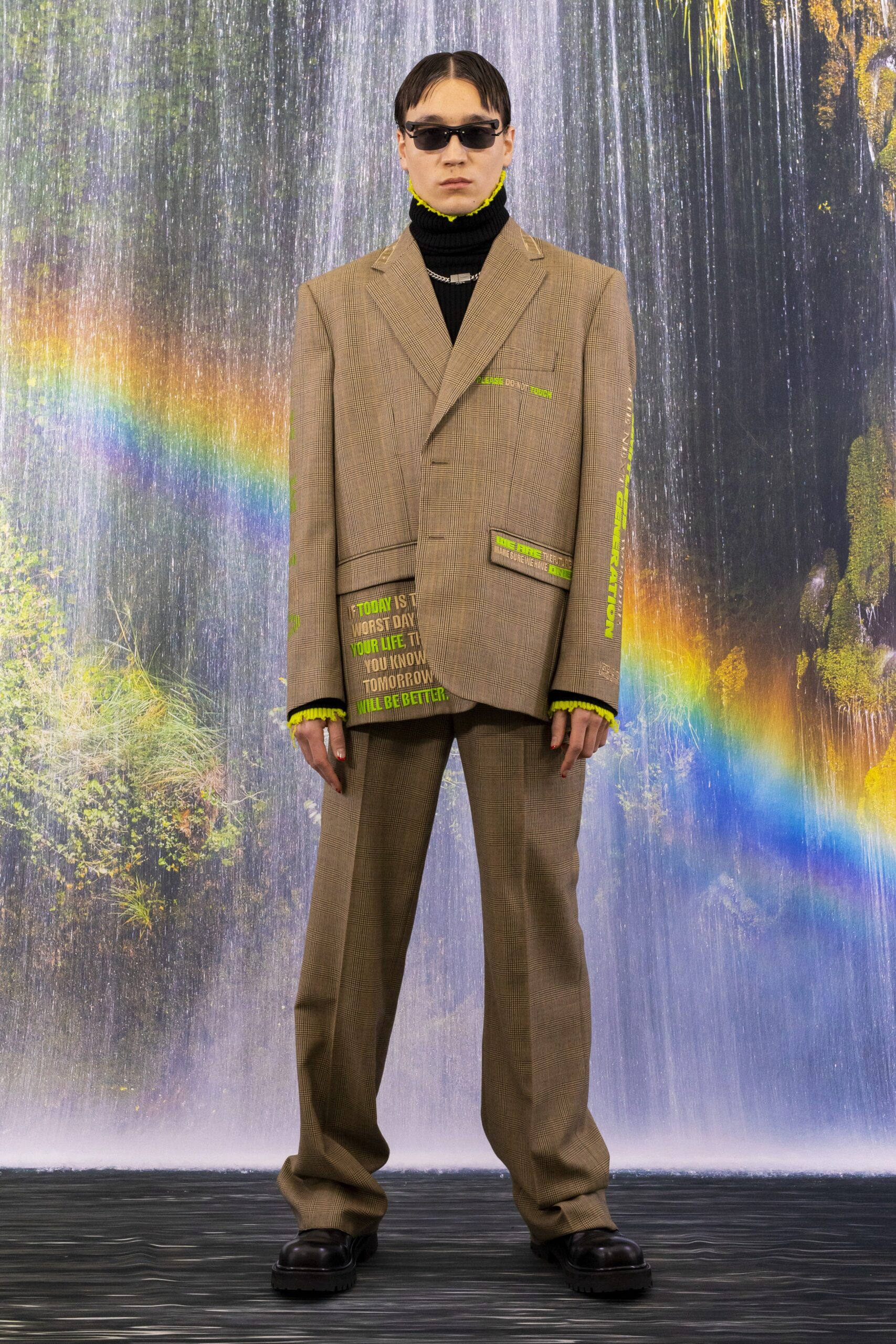 Vetements F/W 21 Menswear Look 72