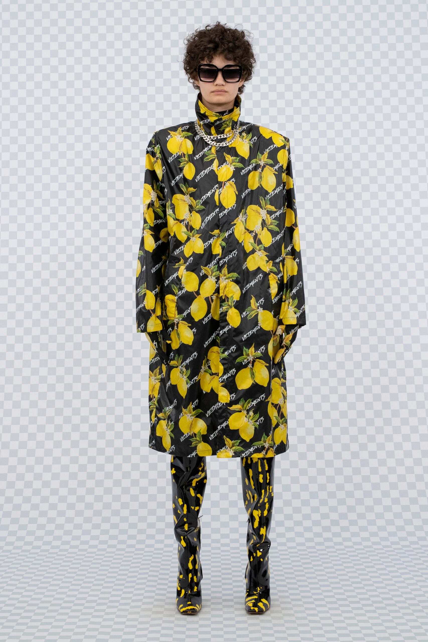 Vetements S/S 22 Look 74