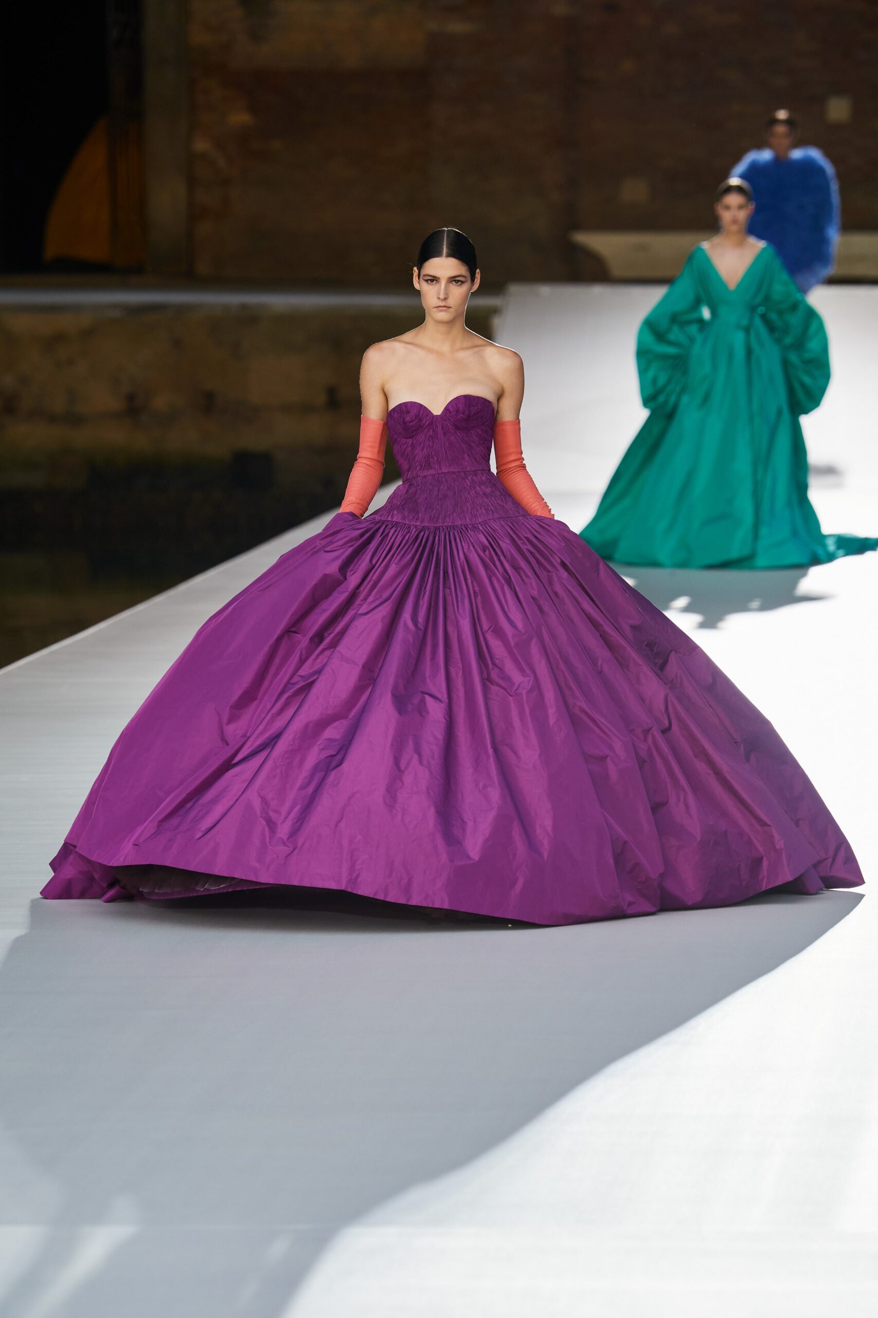 Valentino F/W 21 Couture Look 76