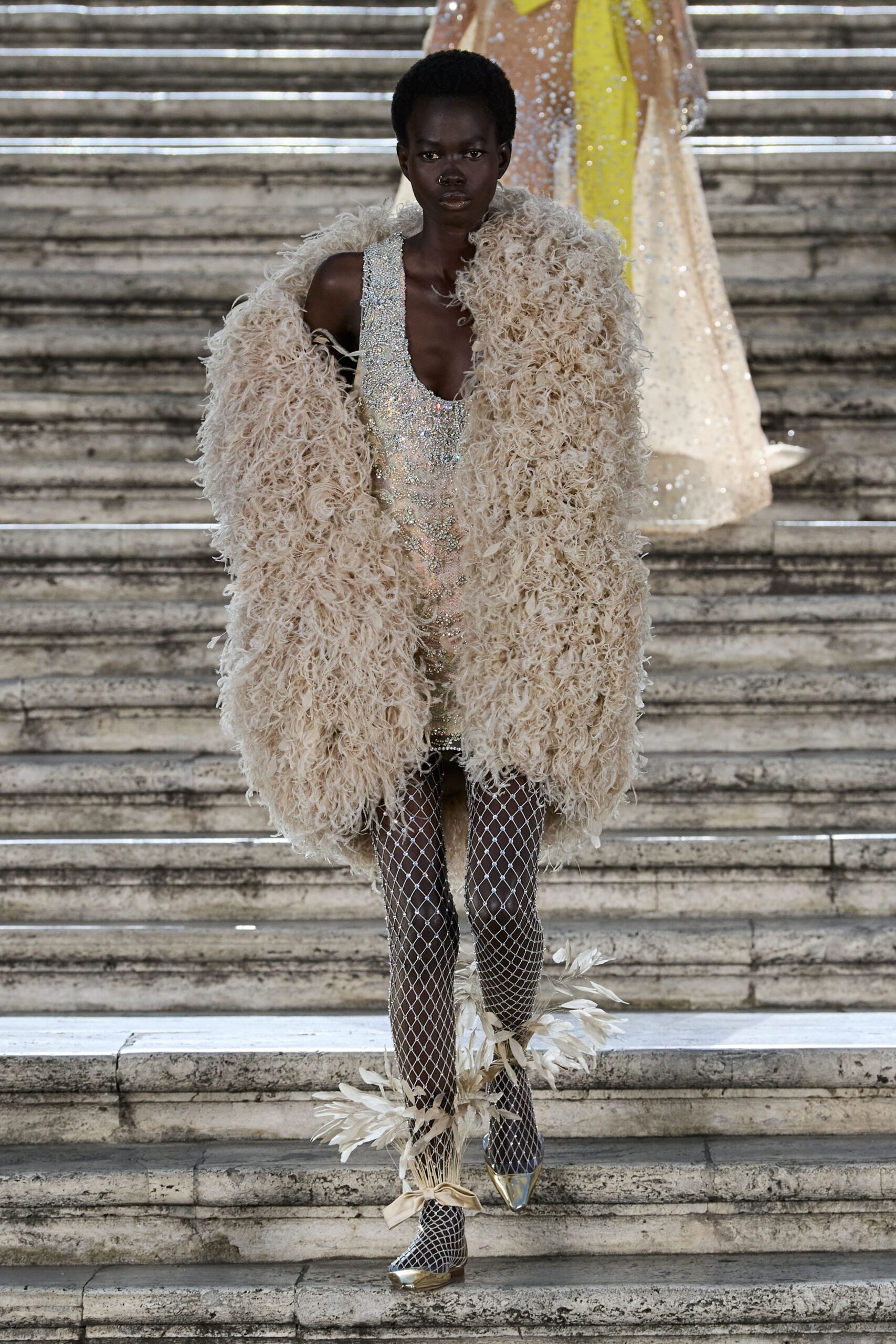Valentino F/W 22 Couture Look 76