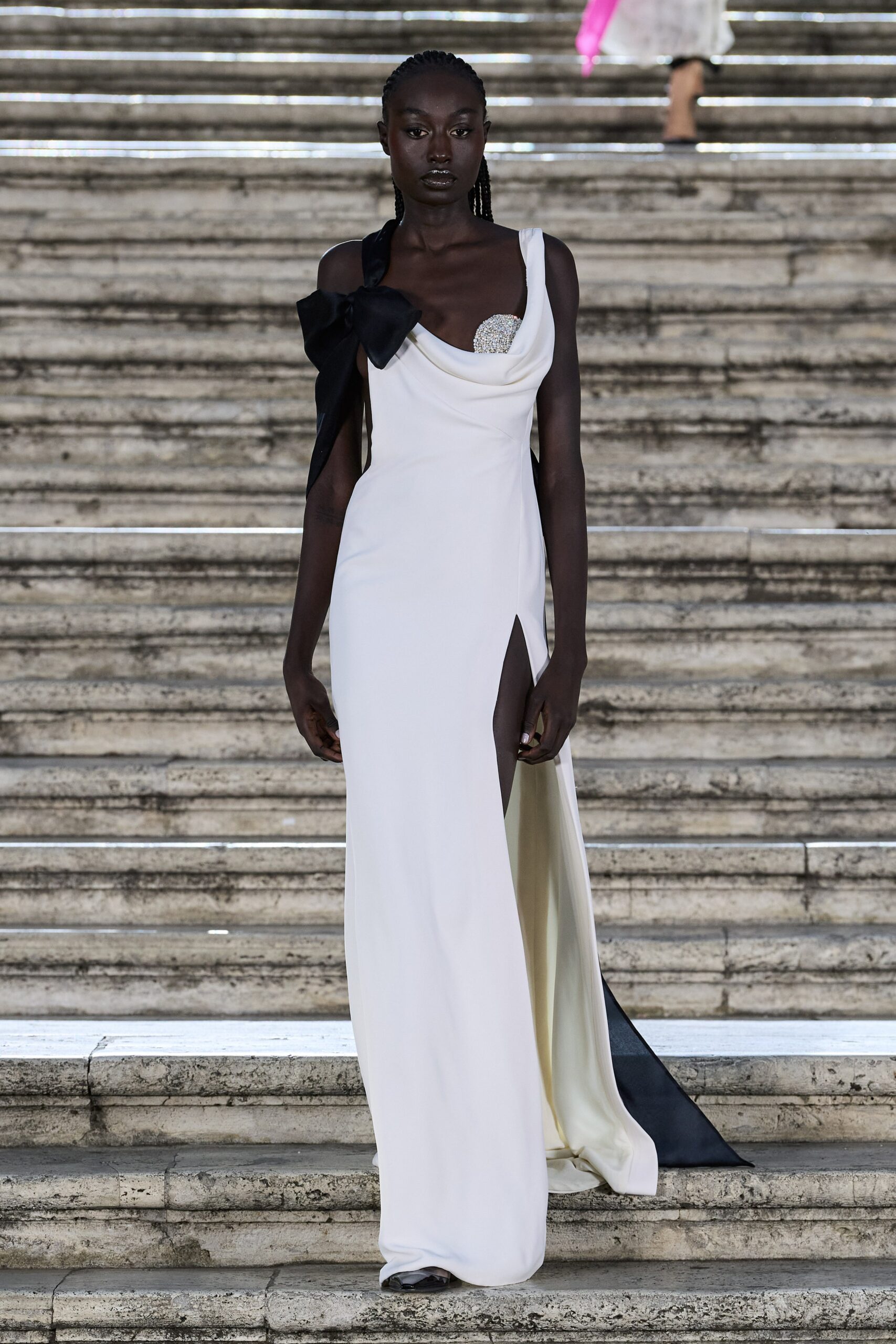 Valentino F/W 22 Couture Look 88