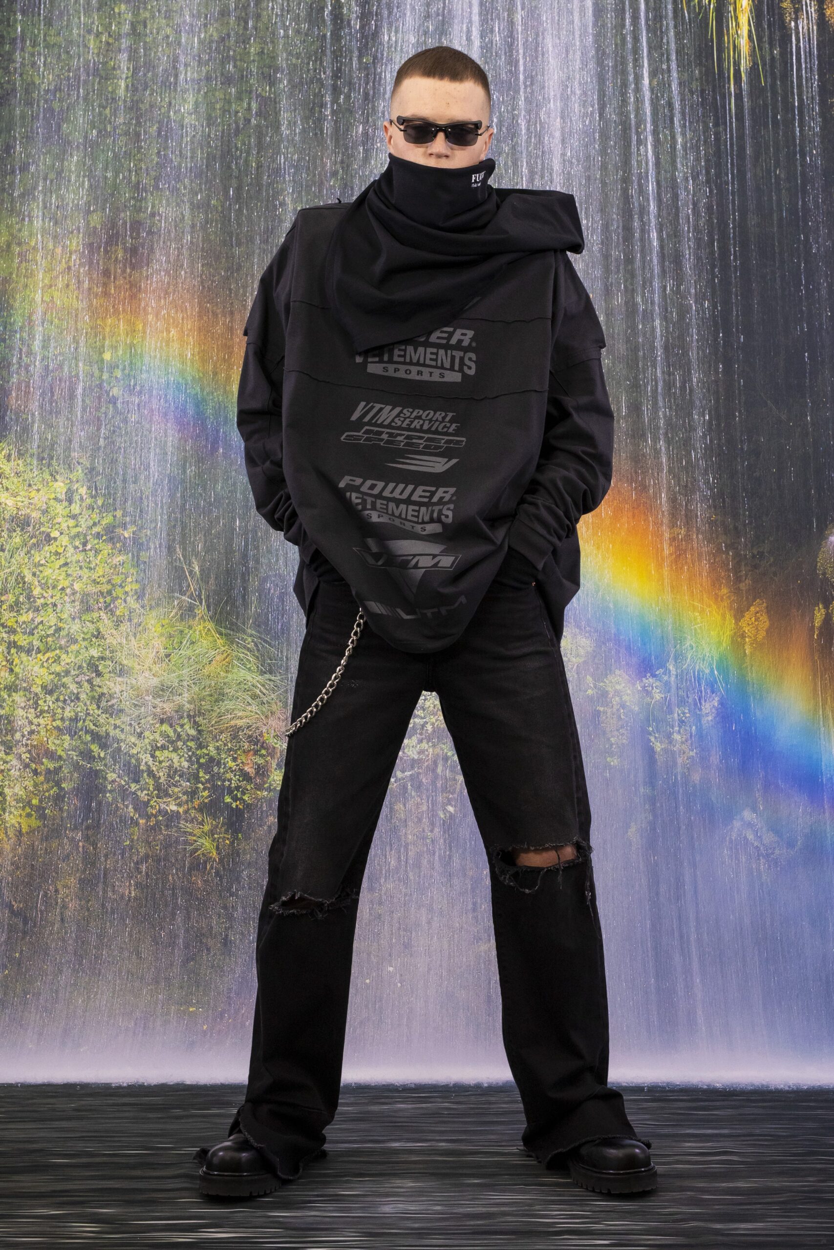 Vetements F/W 21 Menswear Look 95