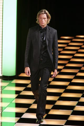 Versace S/S 05 Menswear Look 10