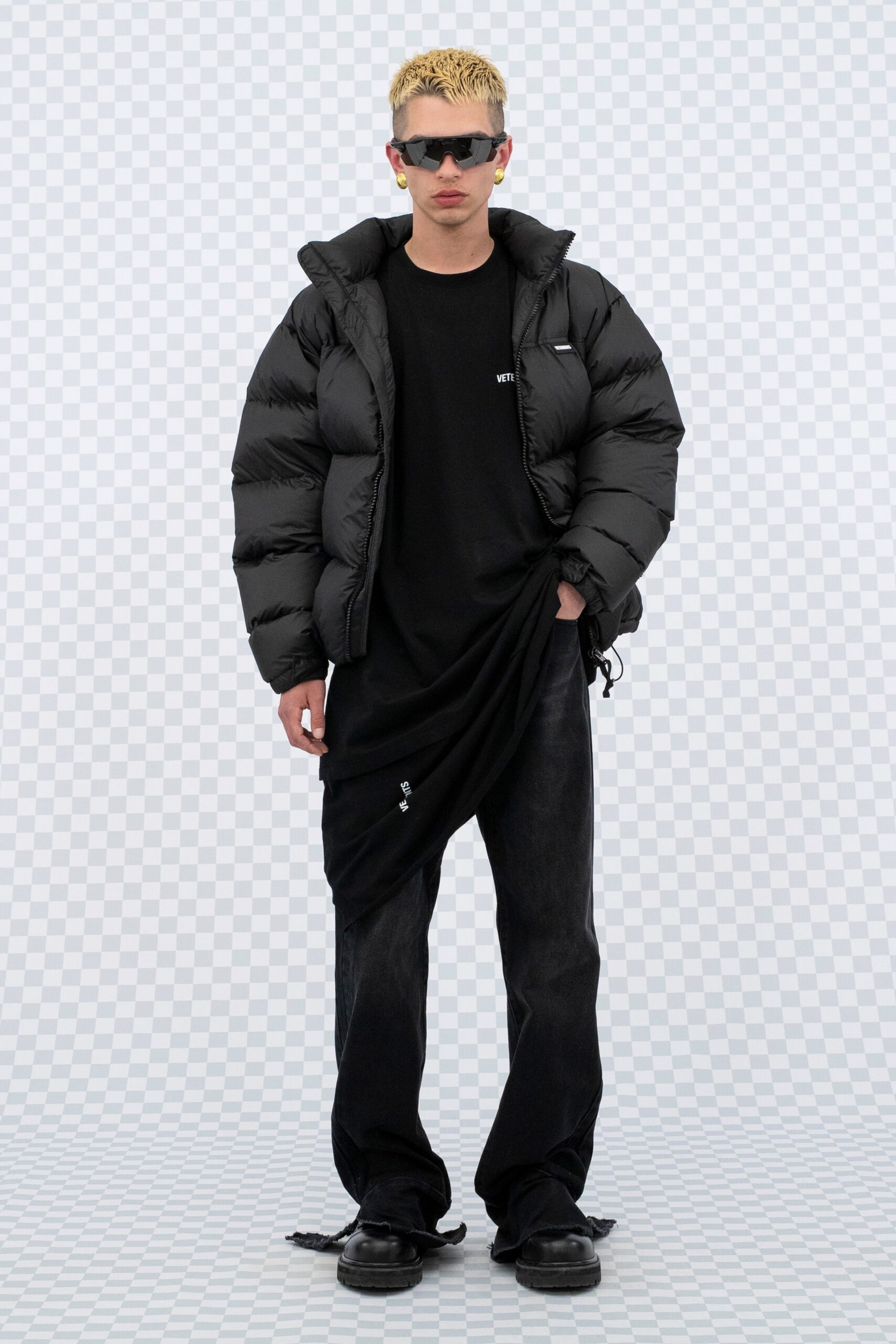 Vetements S/S 22 Look 105