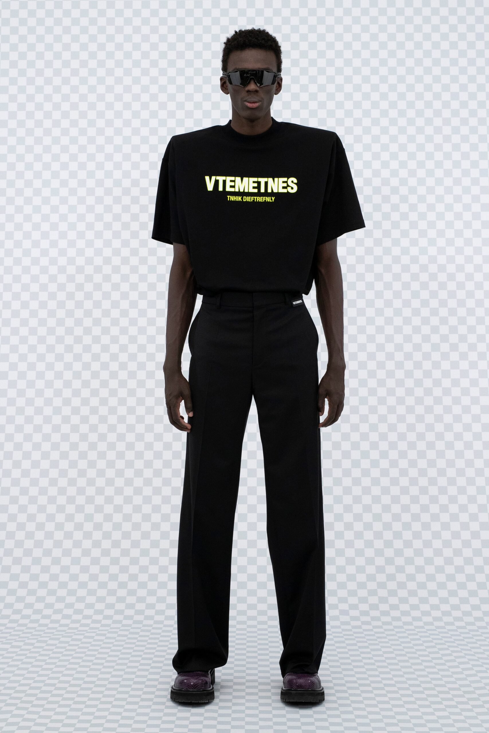 Vetements S/S 22 Look 125