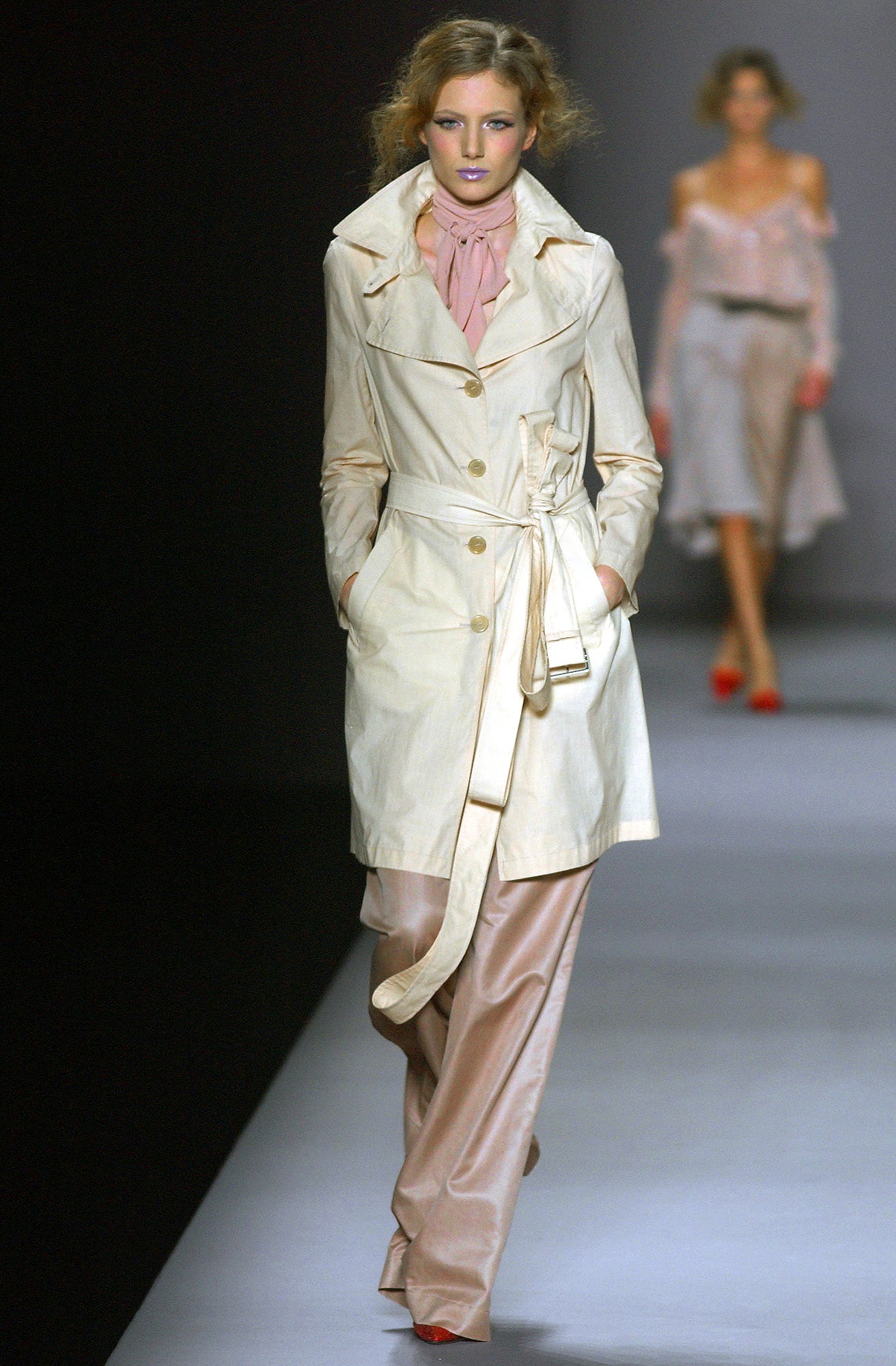 Viktor & Rolf S/S 04 Look 16