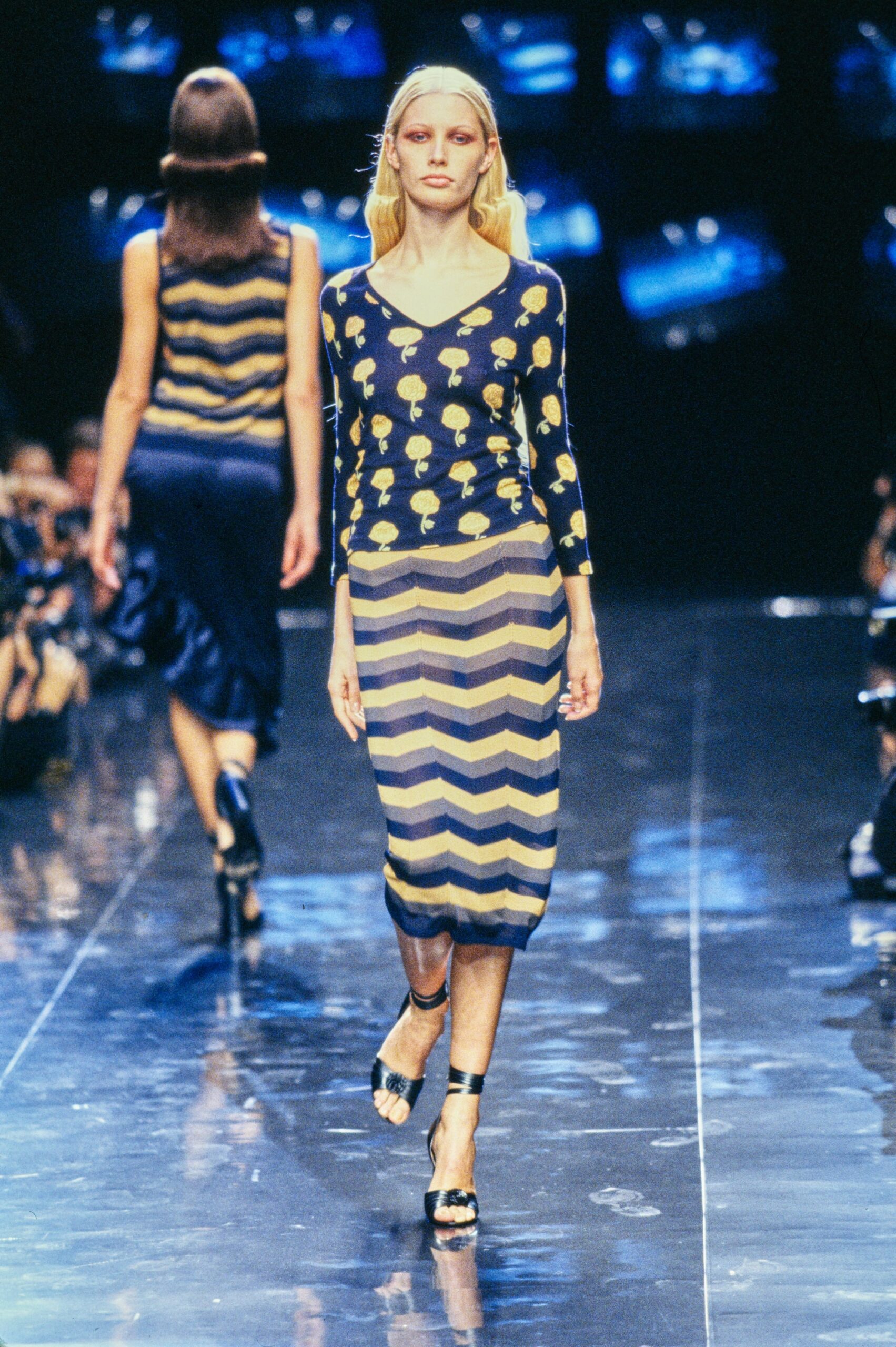 Versus Versace S/S 97 Look 2