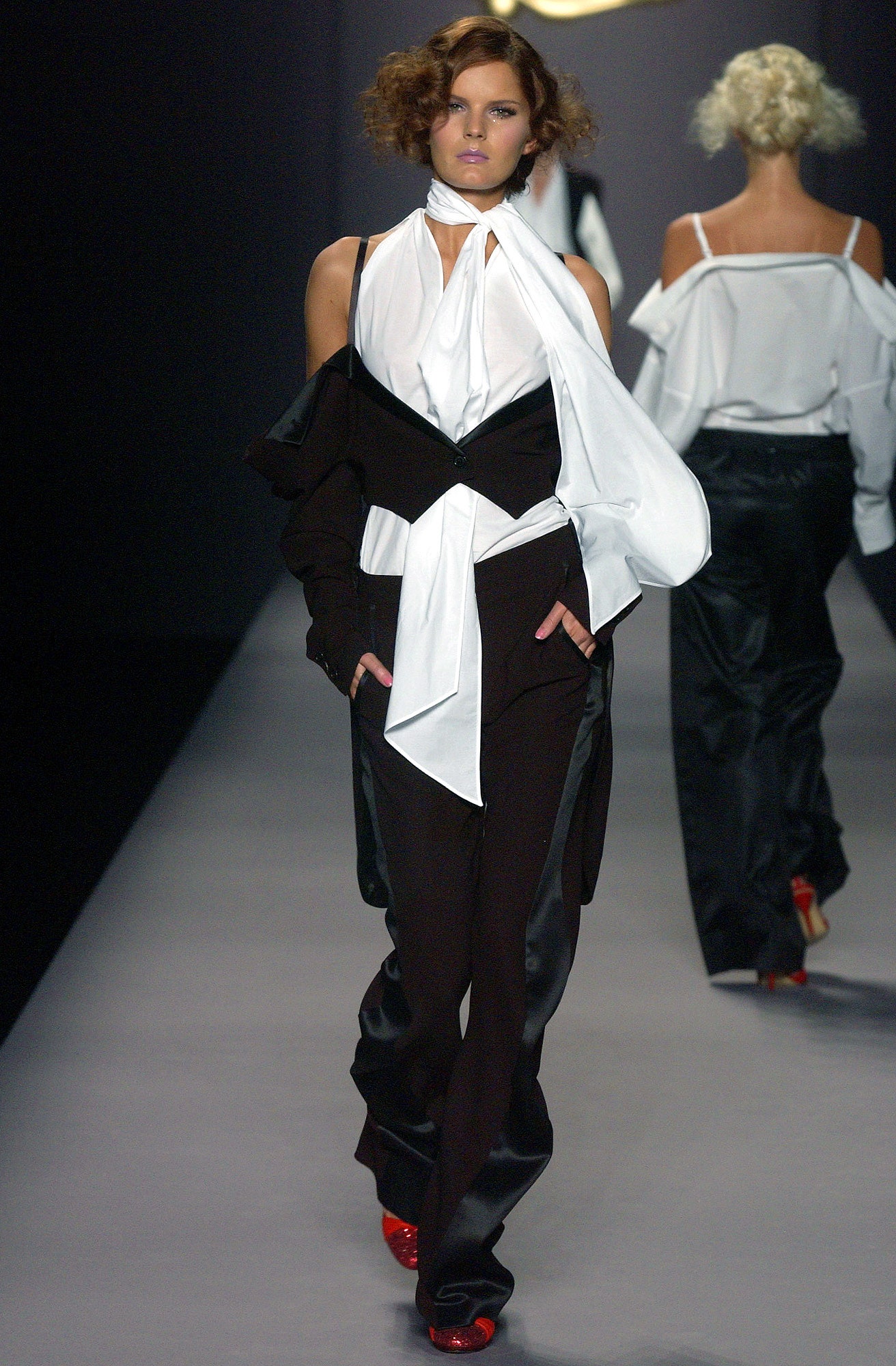 Viktor & Rolf S/S 04 Look 41