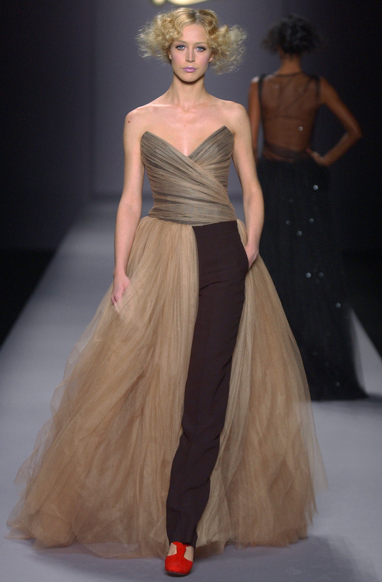 Viktor & Rolf S/S 04 Look 54