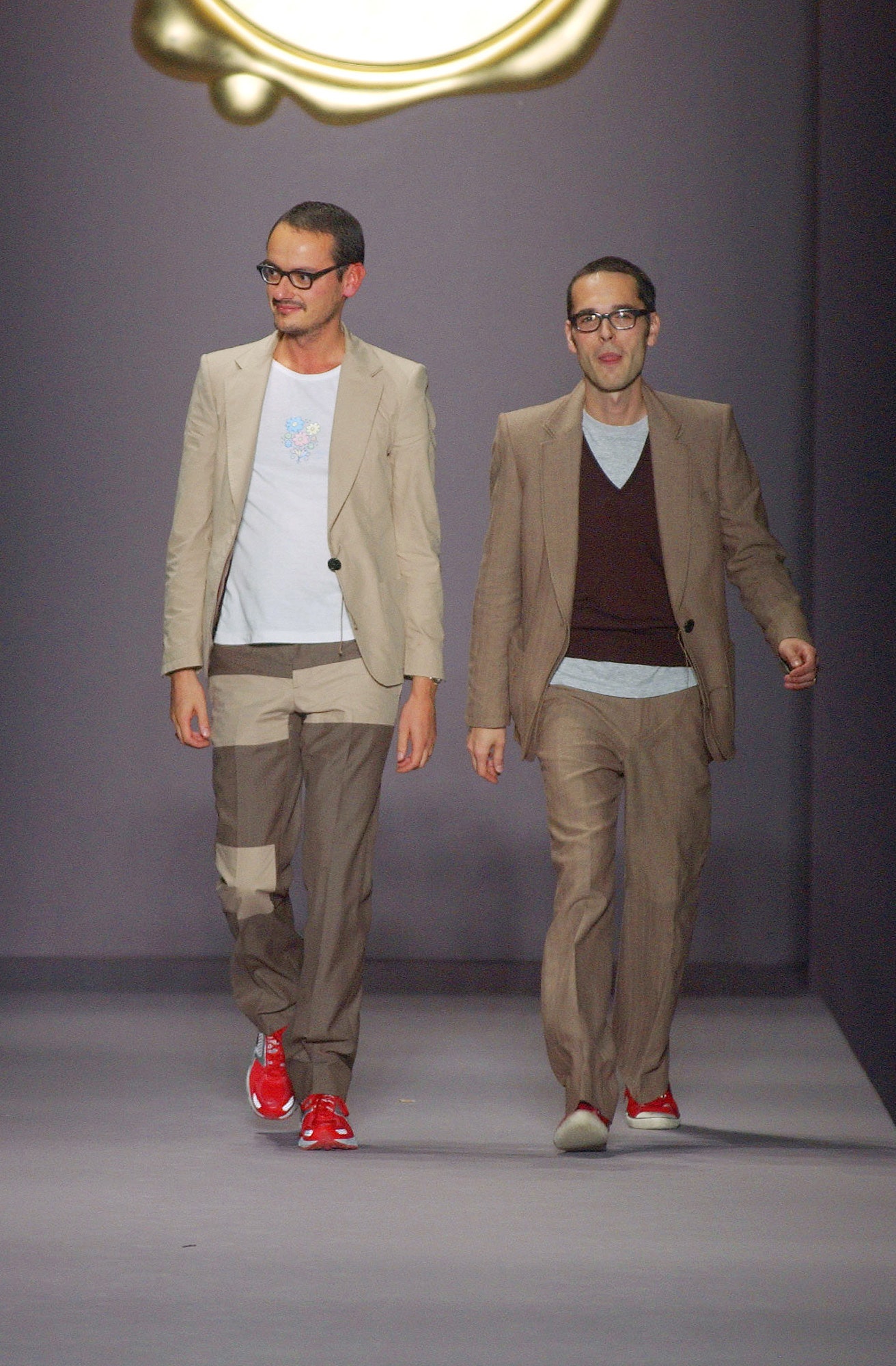 Viktor & Rolf S/S 04 Look 55