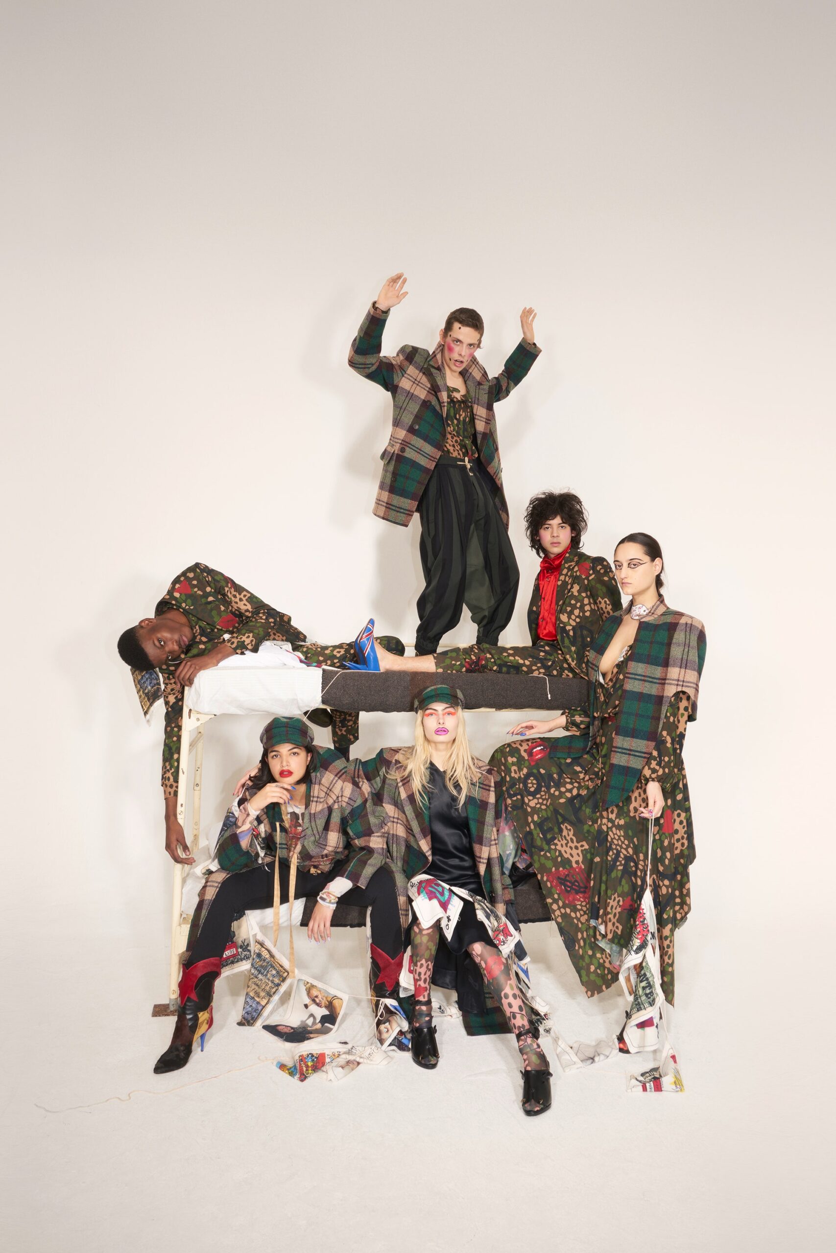 Vivienne Westwood F/W 18 Menswear Look 1
