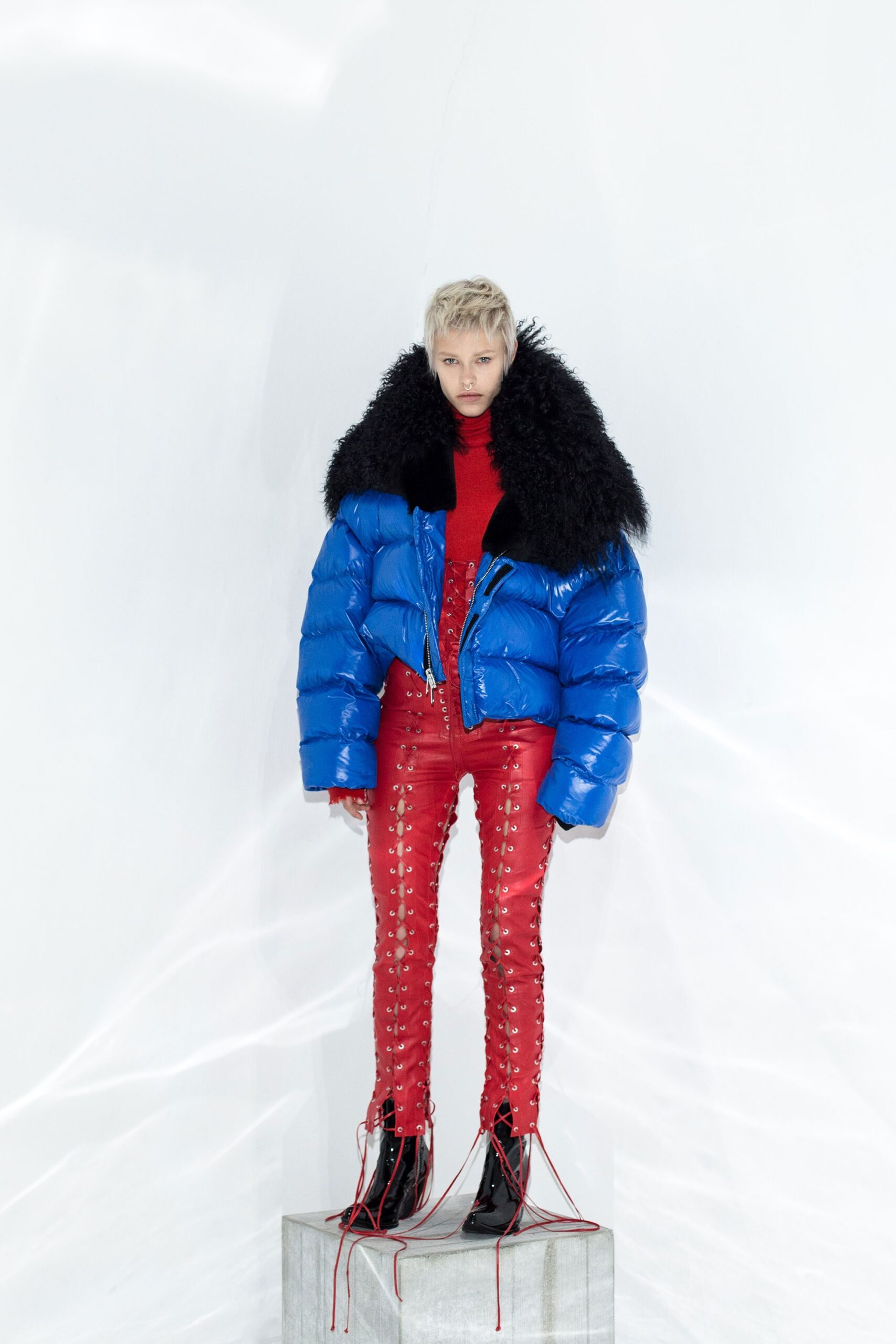 Unravel Fall 2017 Ready-to-Wear