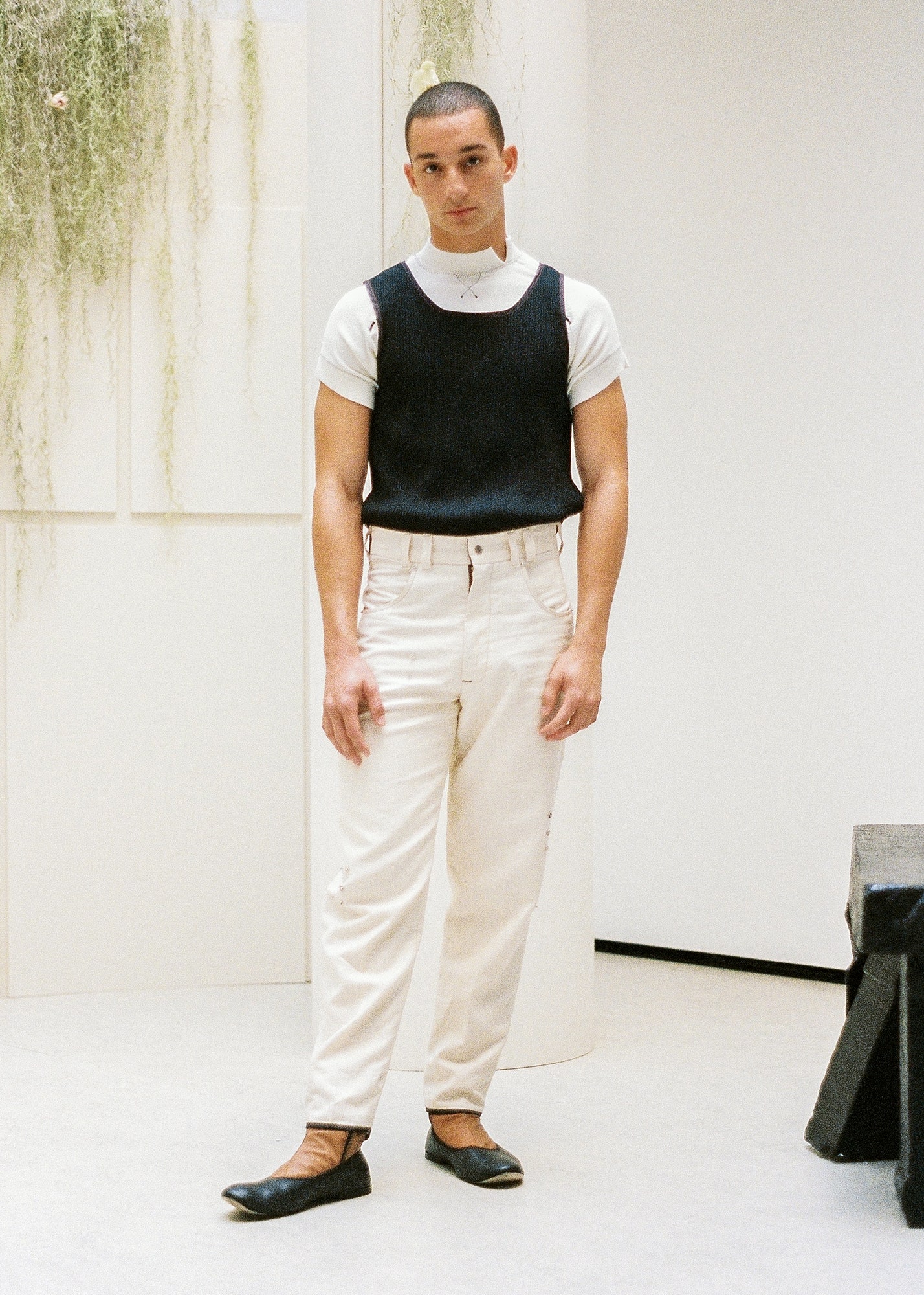 Veja S/S 17 Look 1