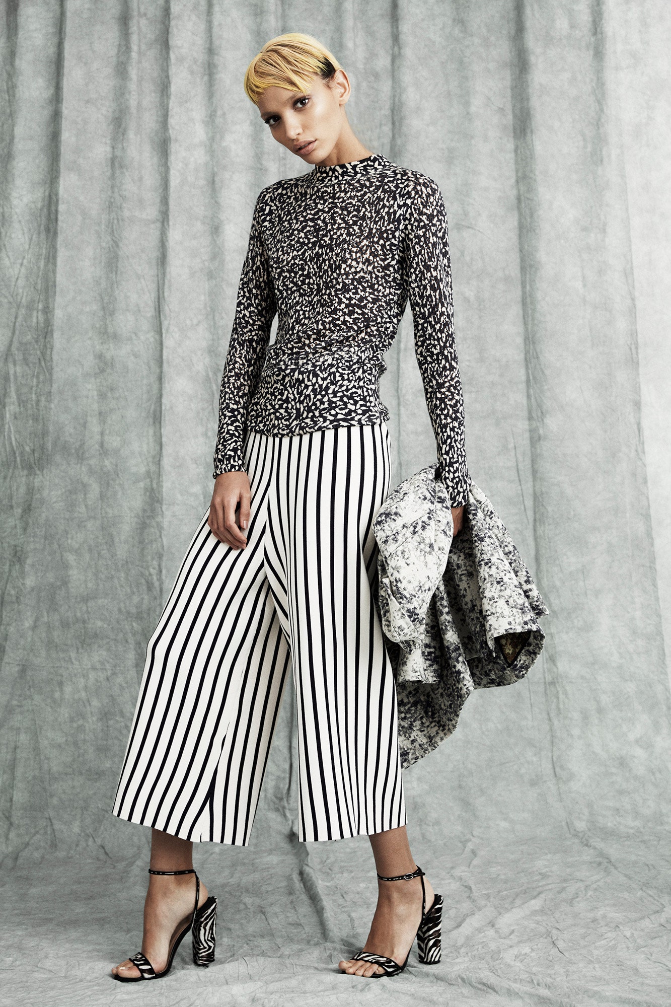 Victor Alfaro Resort 17 Look 2