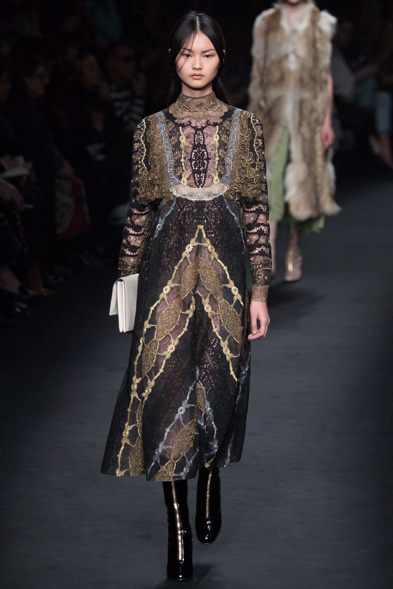 Valentino F/W 15 Look 25