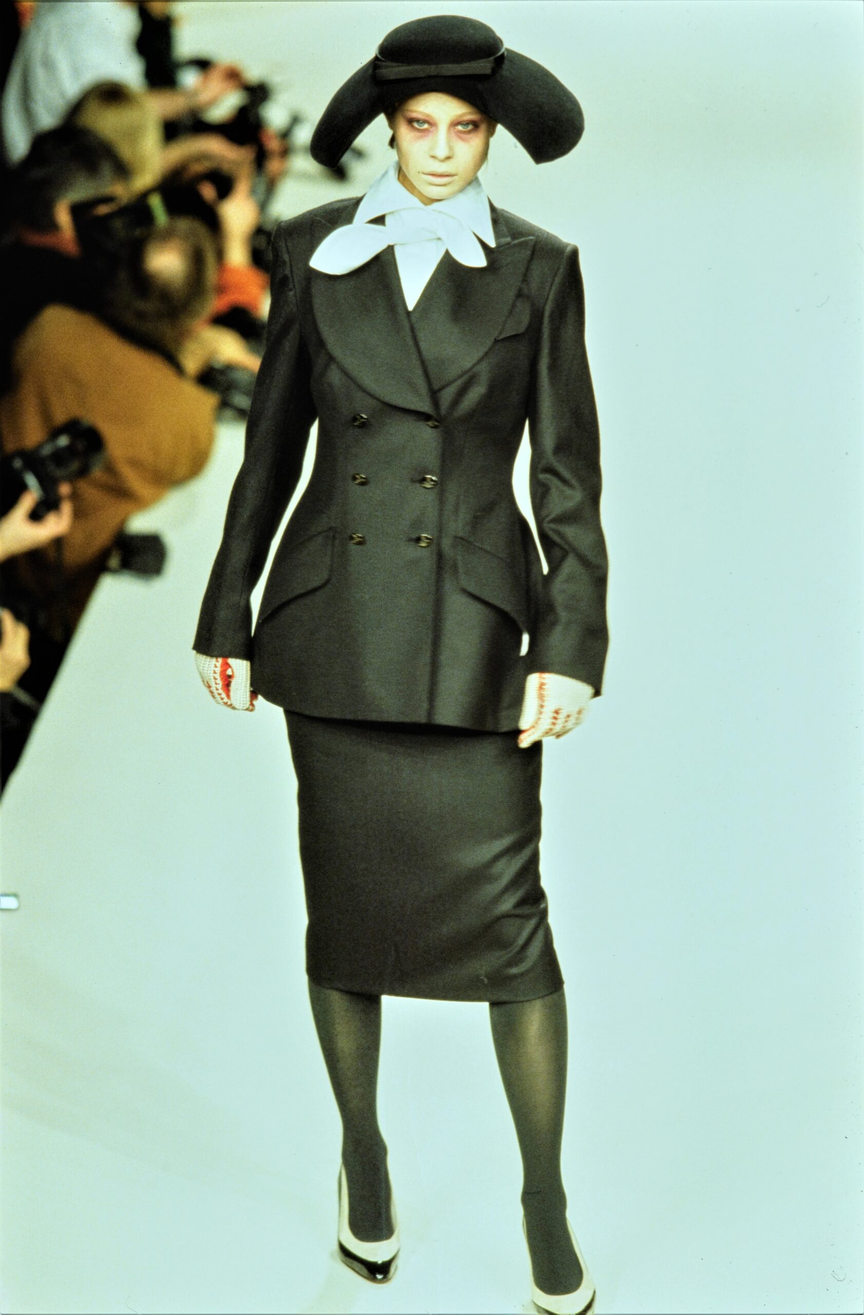 Vivienne Westwood F/W 96 Look 25