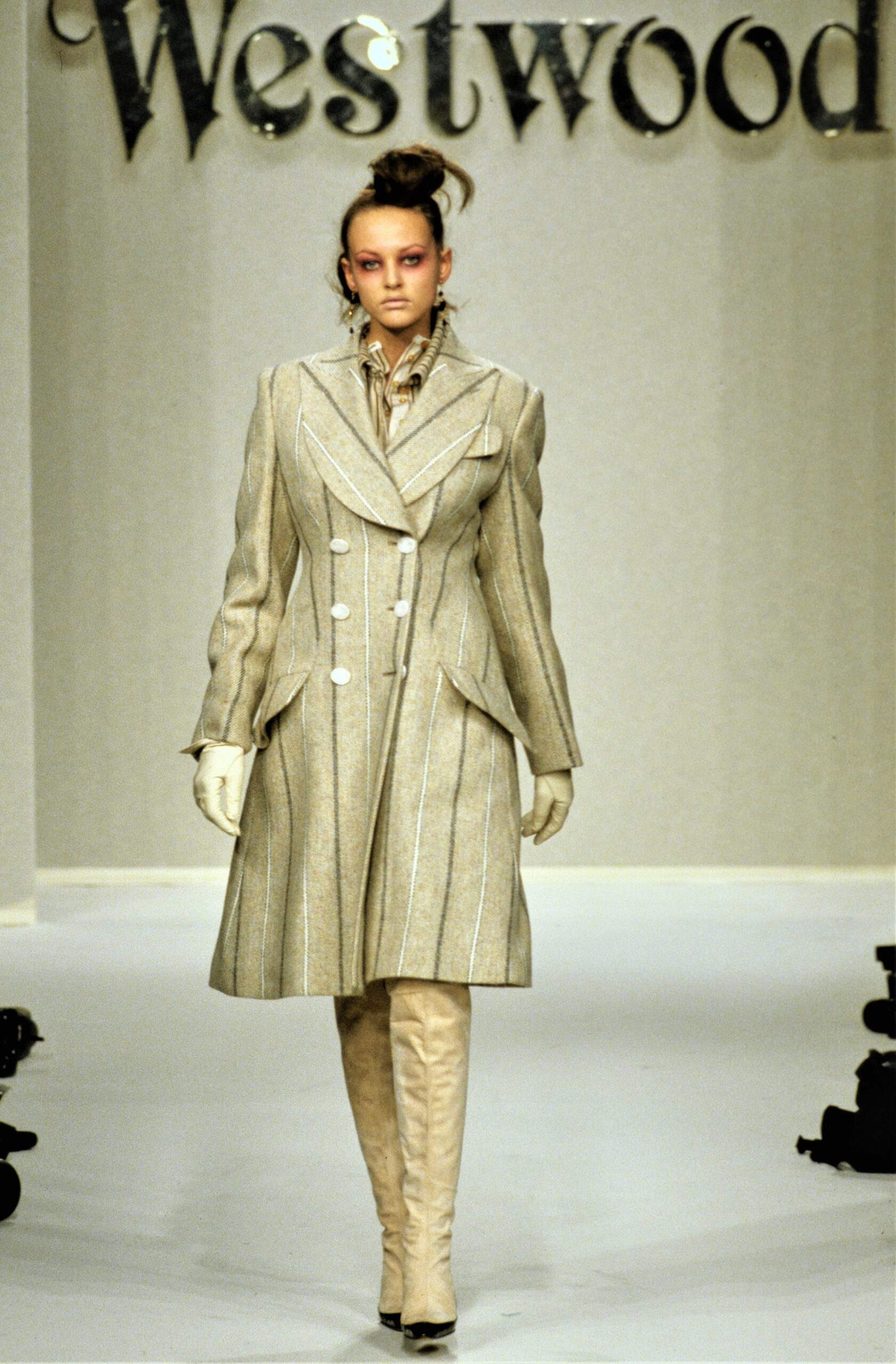 Vivienne Westwood F/W 96 Look 27