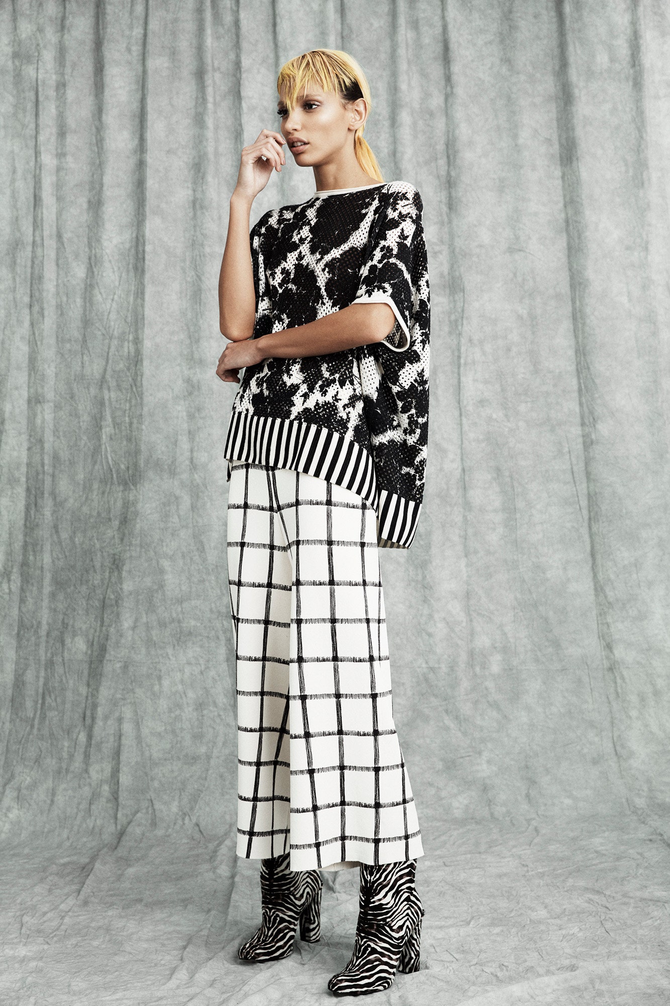 Victor Alfaro Resort 17 Look 3