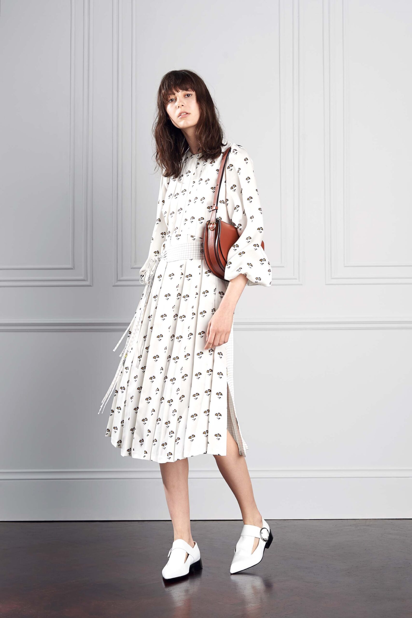 Victoria Beckham Resort 17 Look 3