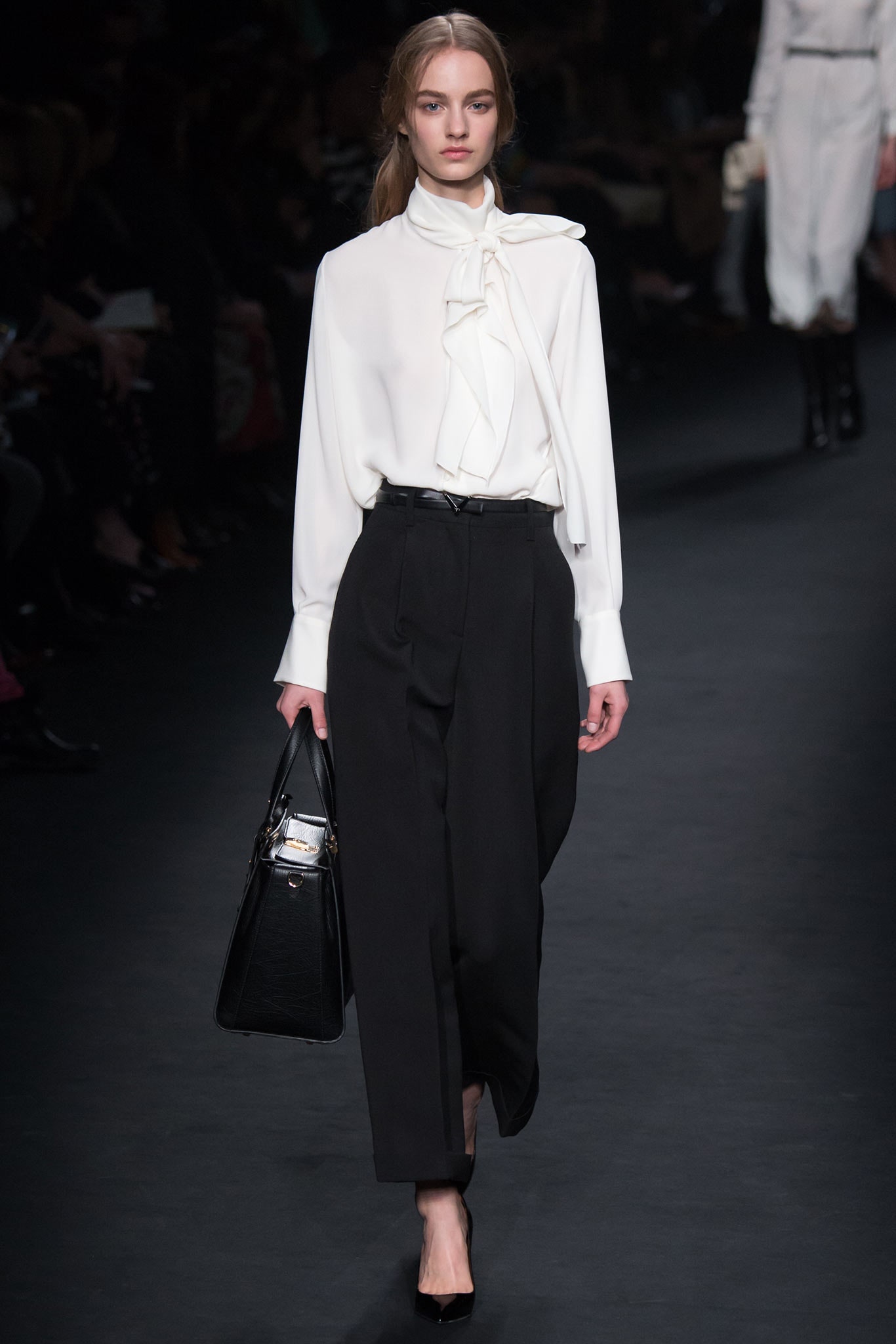 Valentino F/W 15 Look 37