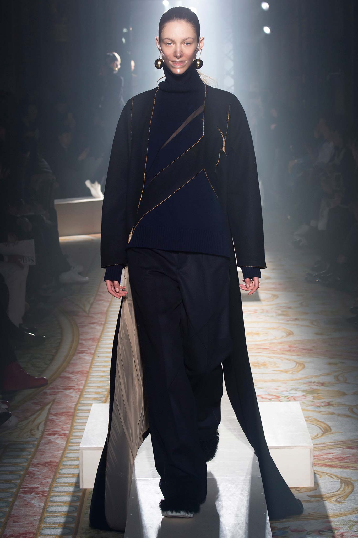 Undercover F/W 15 Look 2