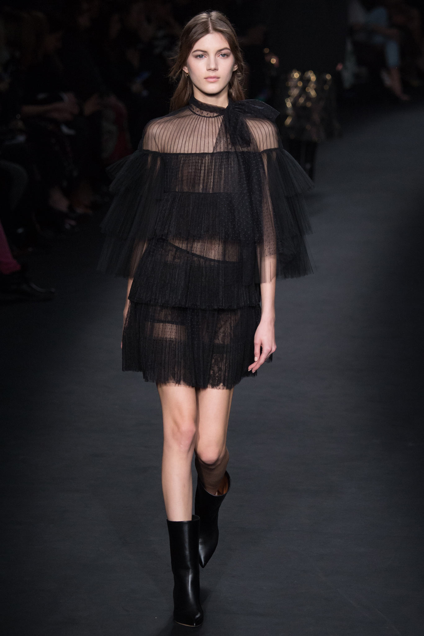 Valentino F/W 15 Look 45