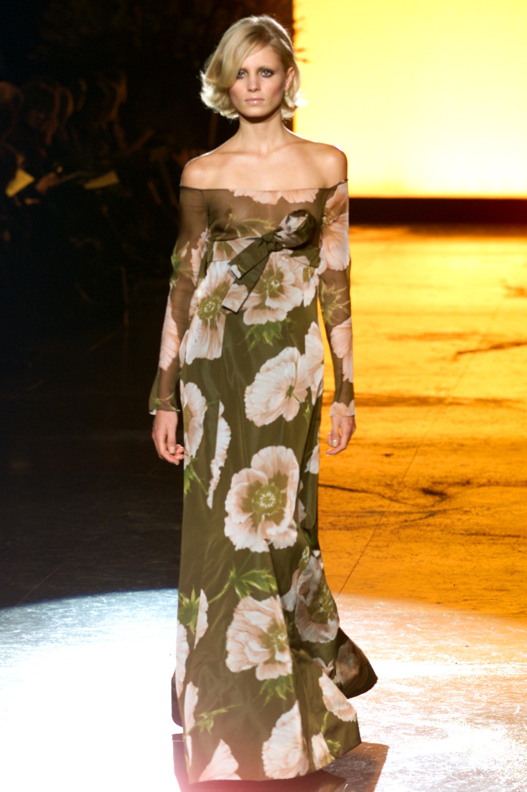 Valentino S/S 02 Couture Look 47