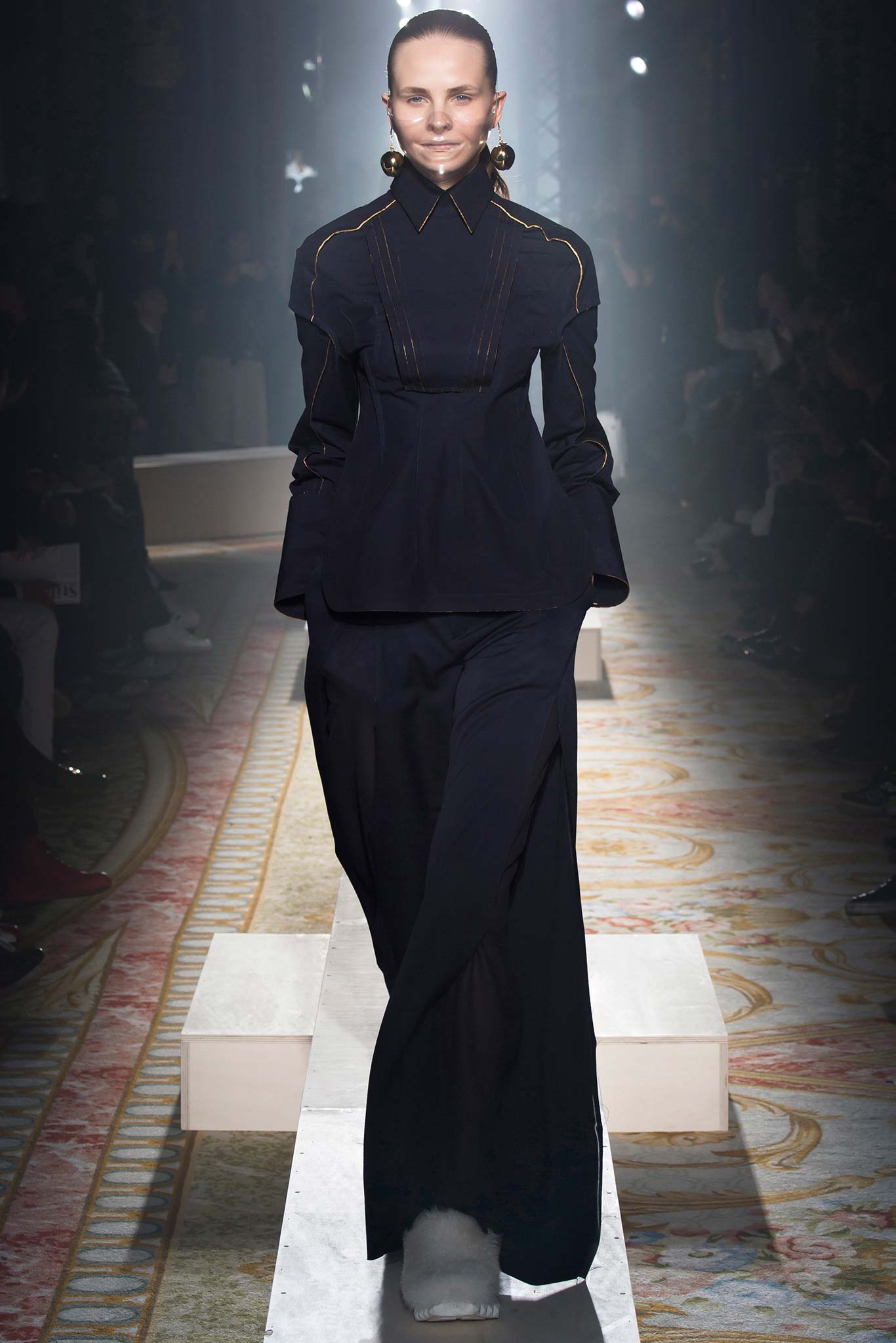 Undercover F/W 15 Look 3