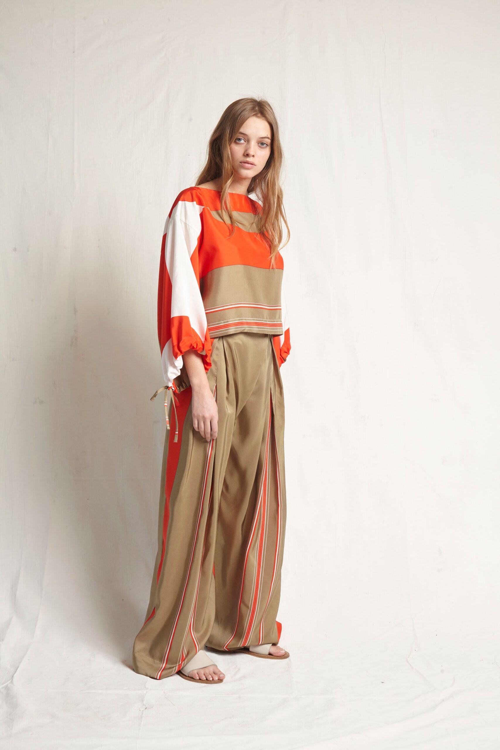 Warm Resort 18 Look 9