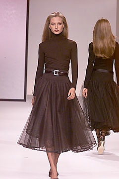 Valentino F/W 00 Look 31