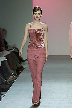 Victor Alfaro F/W 00 Look 61