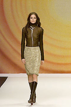 Vivienne Tam F/W 00 Look 18