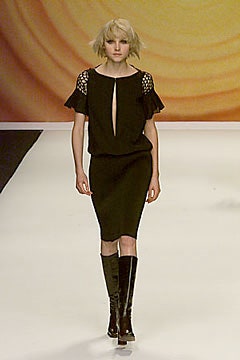 Vivienne Tam F/W 00 Look 24