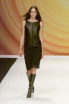 Vivienne Tam F/W 00 Look 25