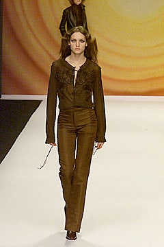 Vivienne Tam F/W 00 Look 36