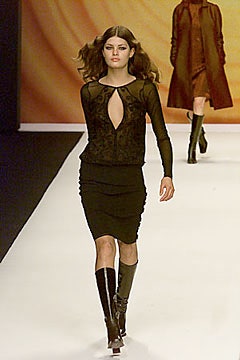 Vivienne Tam F/W 00 Look 38