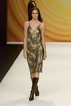 Vivienne Tam F/W 00 Look 48