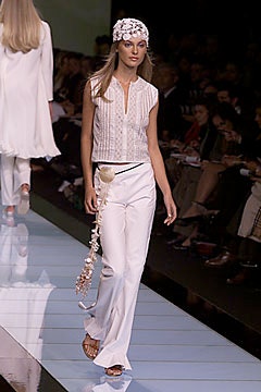 Valentino S/S 00 Look 16