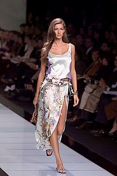 Valentino S/S 00 Look 57