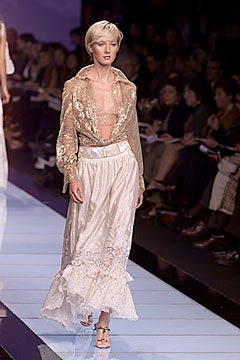 Valentino S/S 00 Look 82