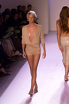 Victor Alfaro S/S 00 Look 25