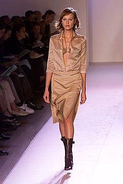 Victor Alfaro S/S 00 Look 32
