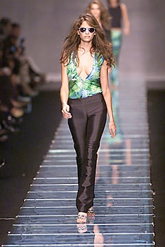 Versace S/S 00 Look 2