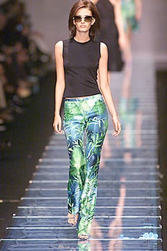 Versace S/S 00 Look 4