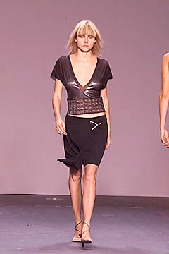 Vivienne Tam S/S 01 Look 10