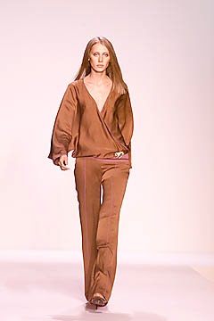 Victor Alfaro S/S 01 Look 18